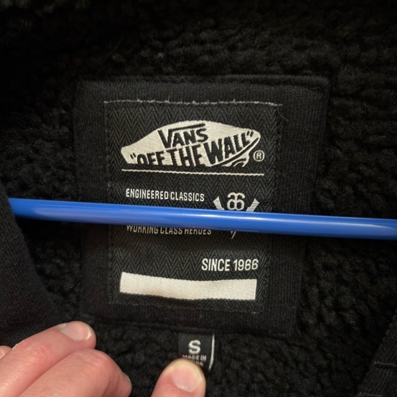 Vans Black Engineered Classics Hoodie very heavy and warm - Picture 3 of 4